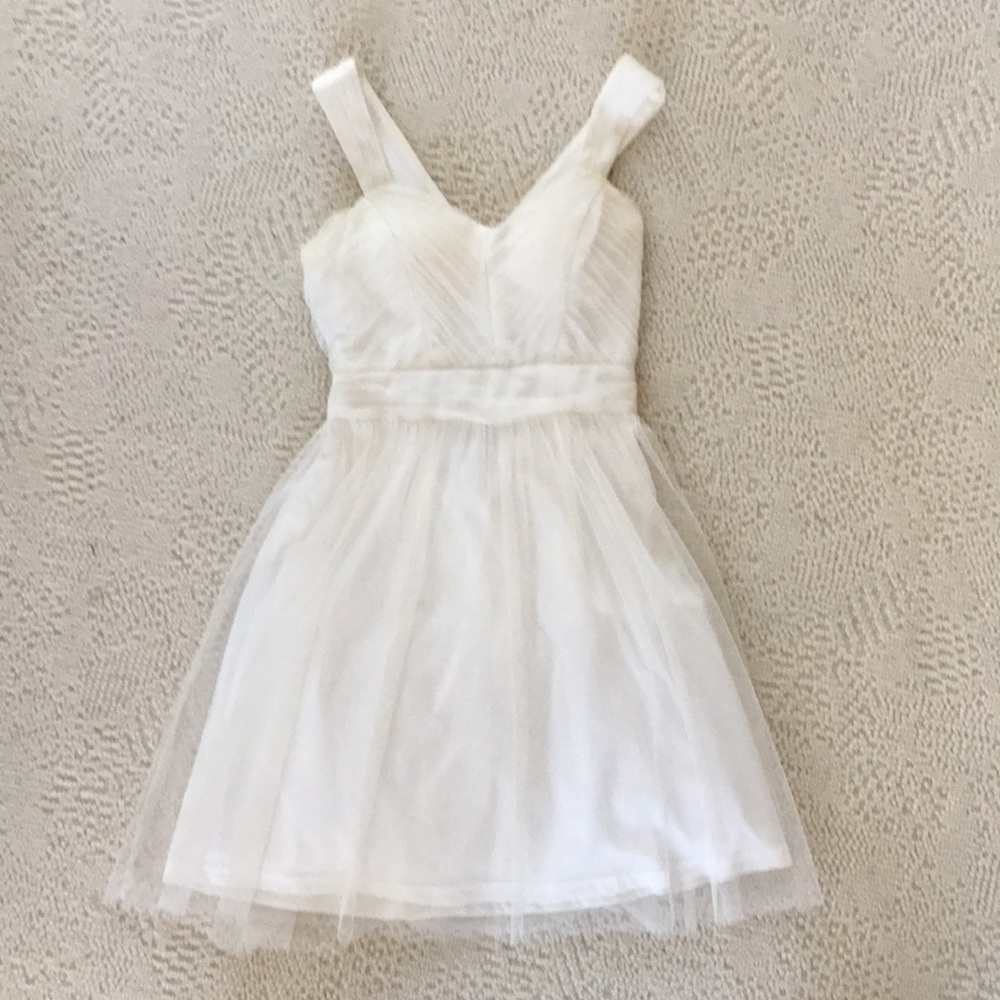 Off white dress, juniors, by Hailey Logan size 3/4